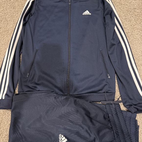 ADIDAS WOMEN TRACKSUIT - Picture 4 of 4